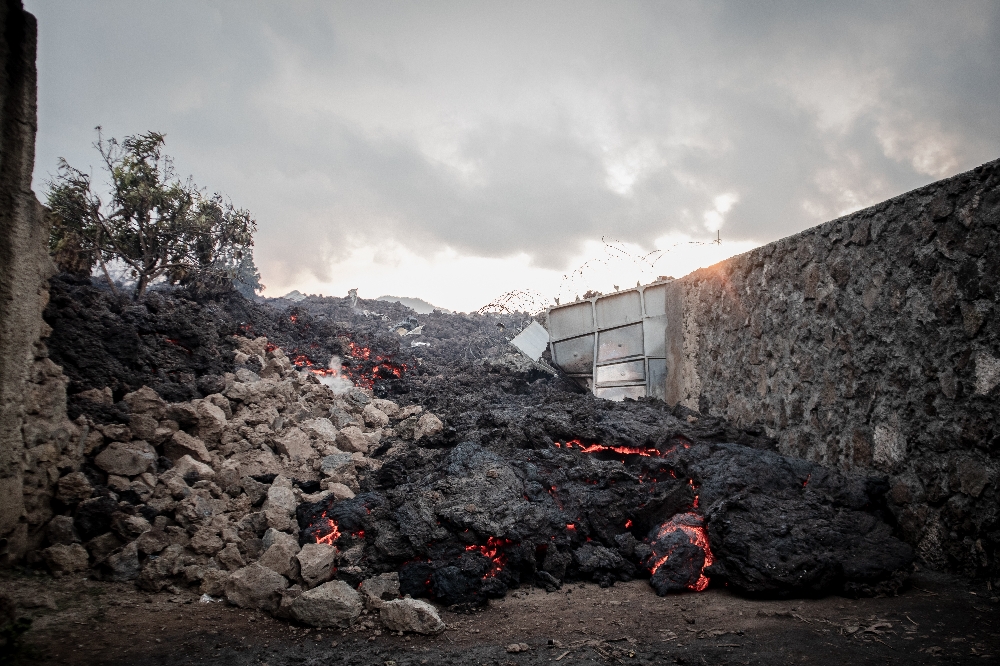 Volcano death toll rises as aftershocks shake DR Congo