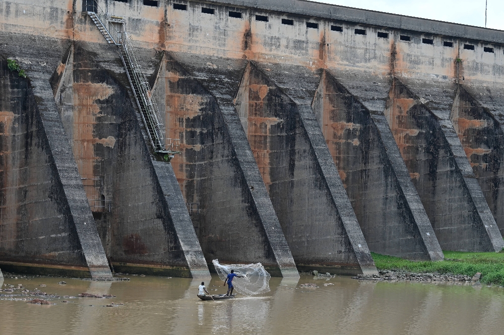 Ivory Coast prays for rain to ease energy crunch