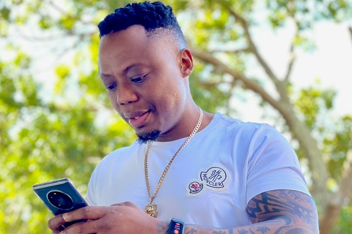 DJ Tira