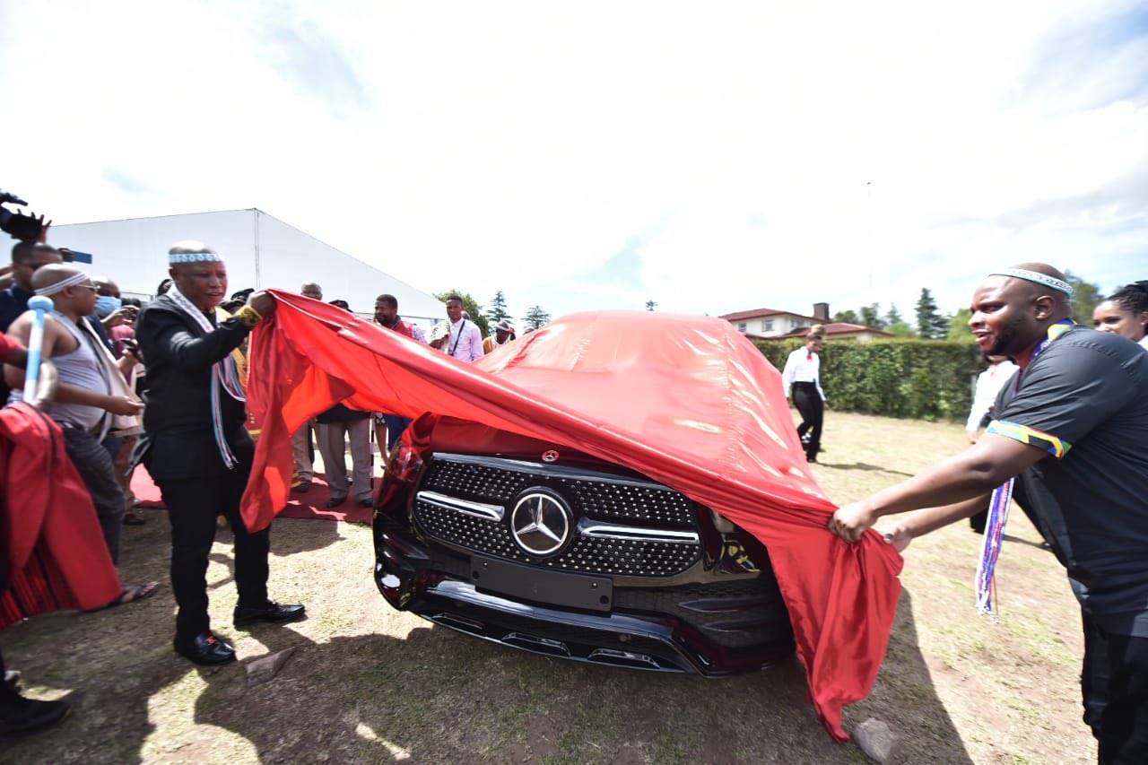 WATCH | Julius Malema keeps his promise... gifts King Dalindyebo with R1.8m brand new Mercedes-Benz SUV