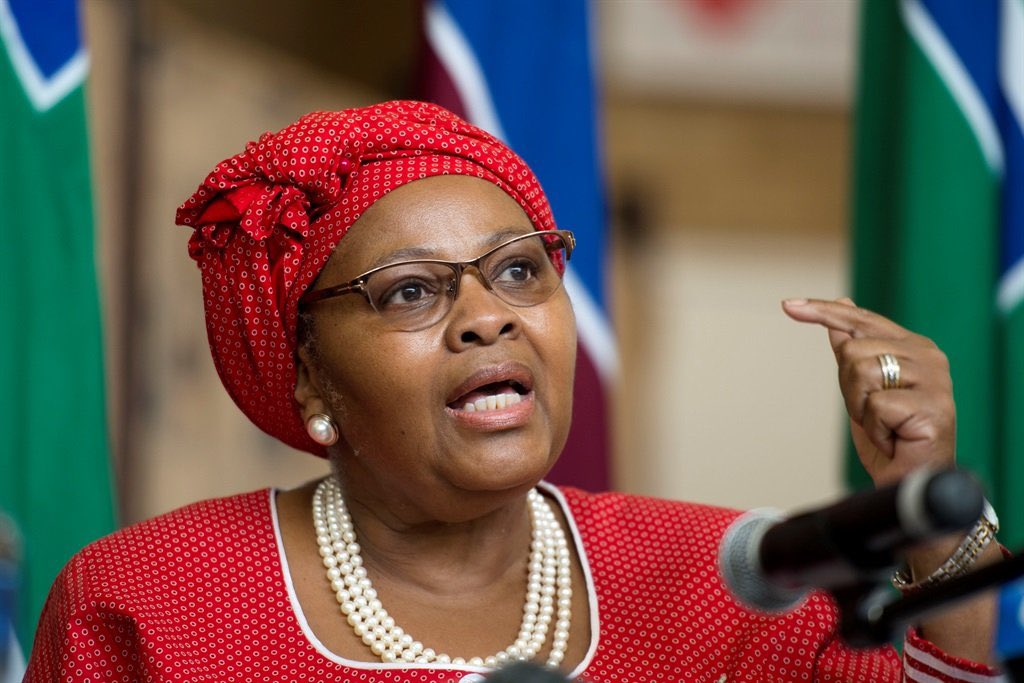 Nosiviwe Mapisa-Nqakula