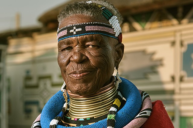 Dr Esther Mahlangu