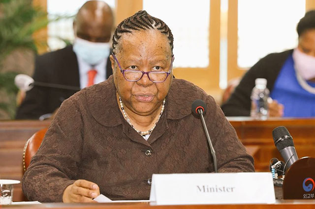 Naledi Pandor