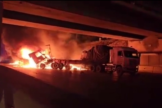 Highway in Pretoria closed after two trucks collide and catch alight