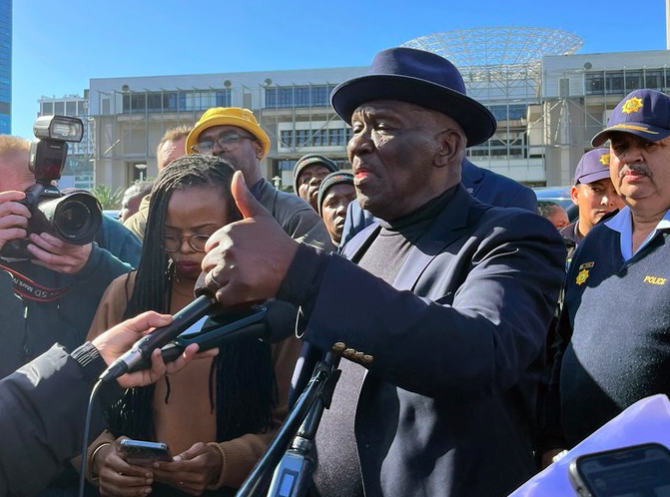 Bheki Cele