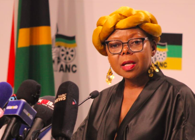 Mahlengi Bhengu-Motsiri
