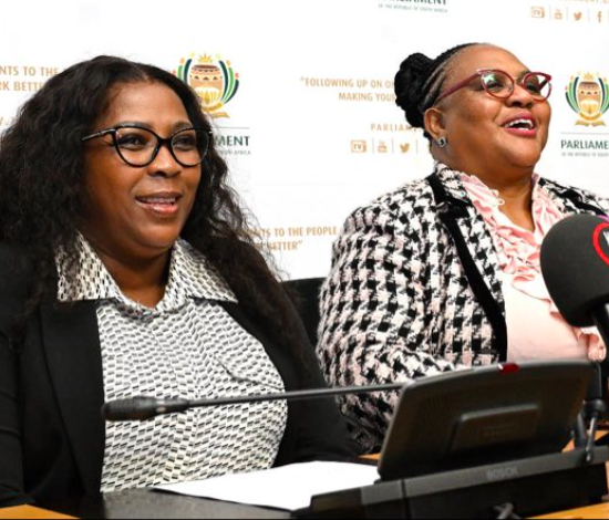 Refilwe Mtshweni-Tsipane and Thoko Didiza