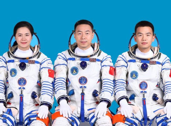 Chinses astronauts