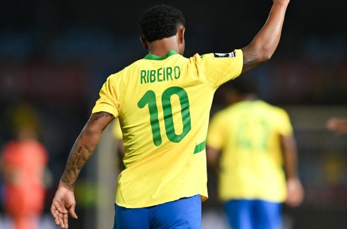 Brazilian Ribeiro wins four awards in South Africa
