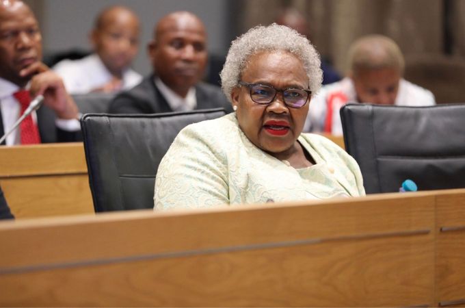 Nokuzola Tolashe