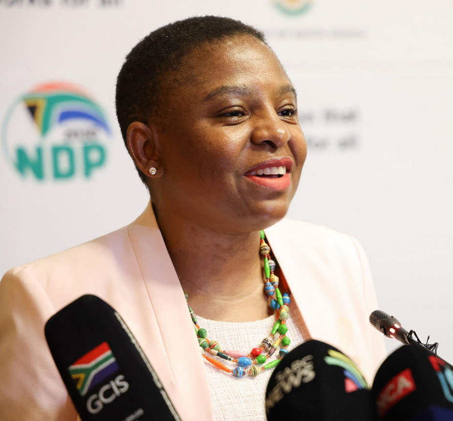 Khumbudzo Ntshavheni