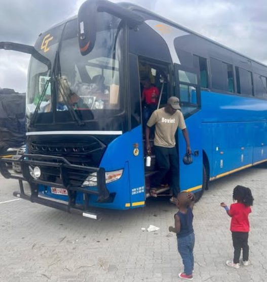 Zim bound bus