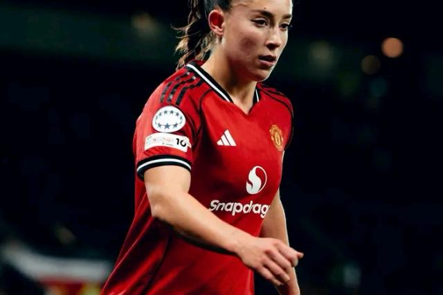 Bayern beat Man Utd in five-goal women's Champions League thriller