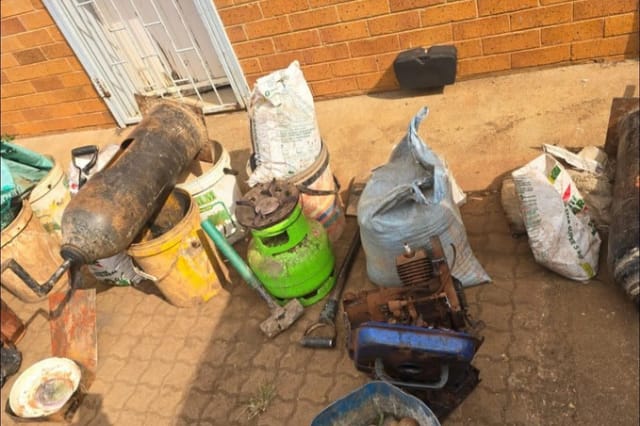 SAPS, SANDF nab 43 foreign nationals in Gauteng operation