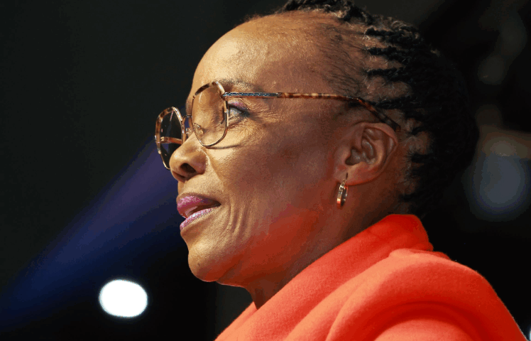 Sindisiwe Chikunga
